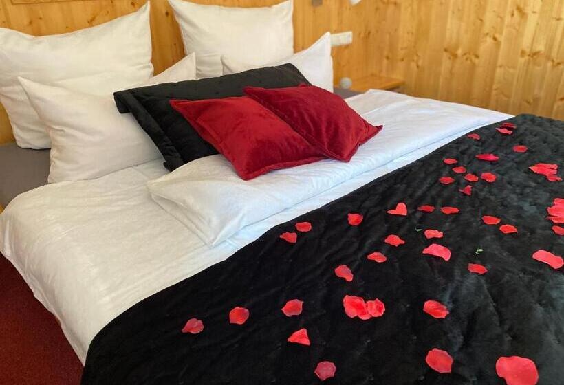 스탠다드 룸, Wilder Mann