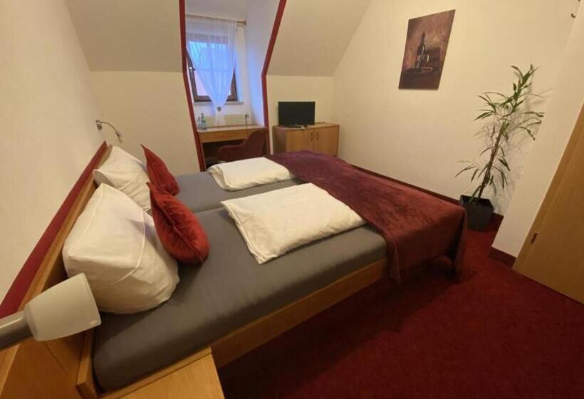 스탠다드 룸, Wilder Mann