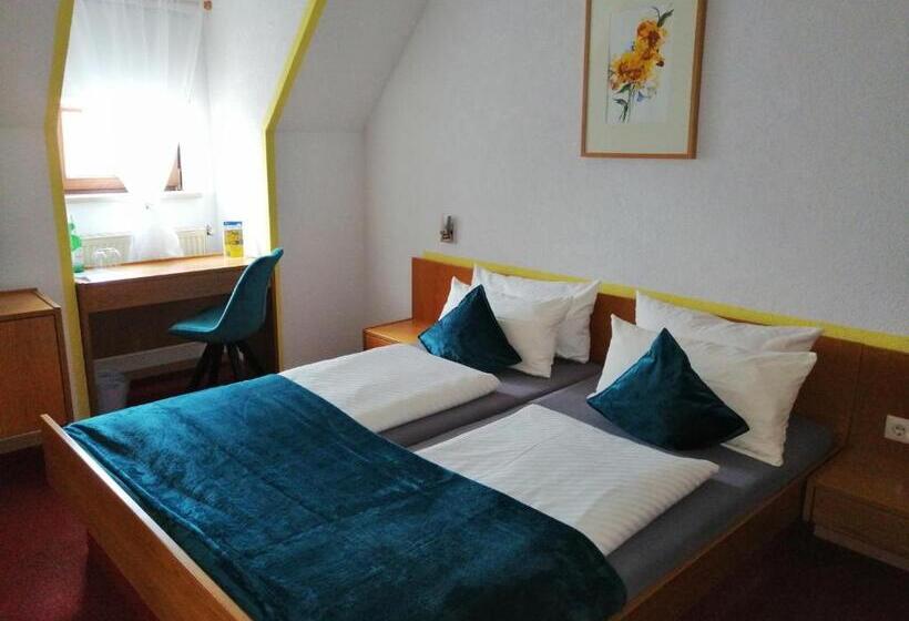 스탠다드 룸, Wilder Mann