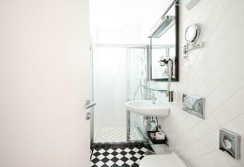 اتاق استاندارد, Penzion Vila Prešeren