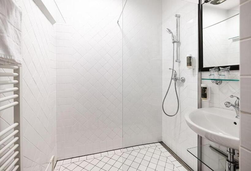 آپارتمان 1 خوابه با بالکن, Penzion Vila Prešeren