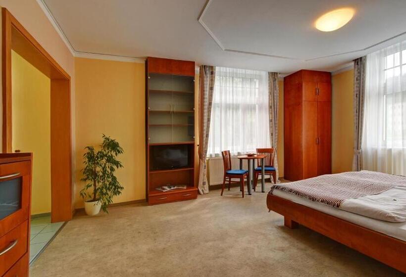 إستوديو قياسى, Wellness Hotel La Passionaria