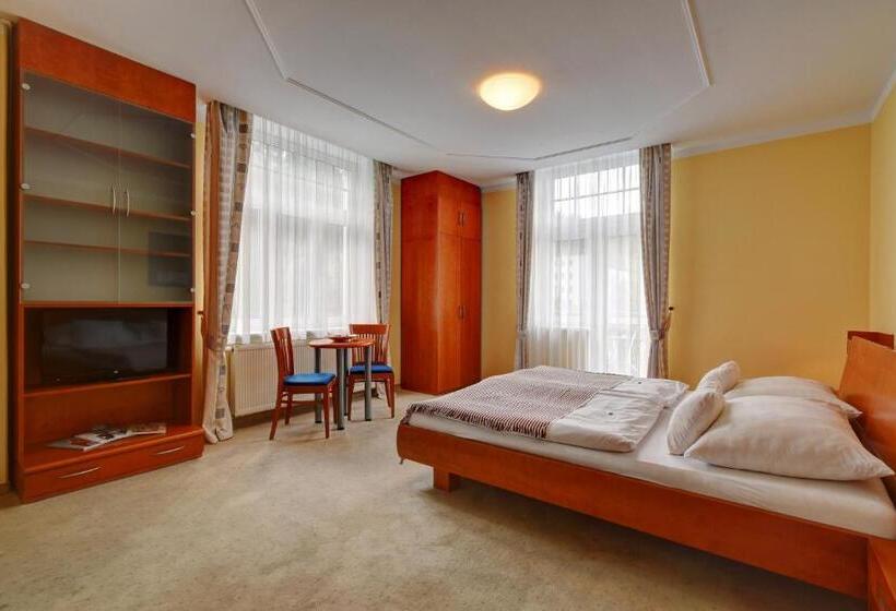 إستوديو قياسى, Wellness Hotel La Passionaria