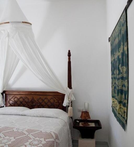 Трехместный Номер Стандарт Вид на Сад, Quartara Boutique