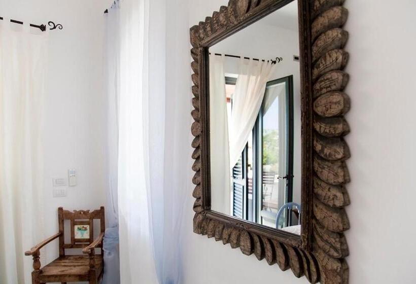 Номер Стандарт Индивидуальный, Quartara Boutique