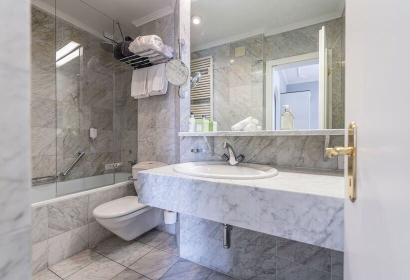 Полулюкс, Romantik Hotel Schweizerhof & Spa