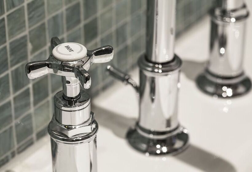 Номер Стандарт, Romantik Hotel Schweizerhof & Spa