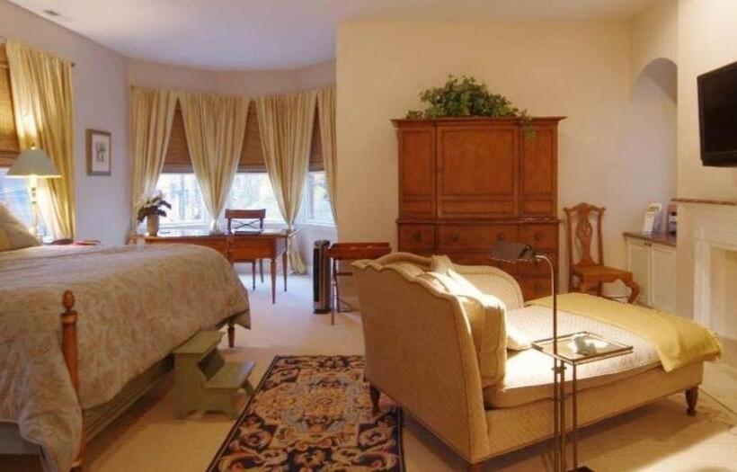 سوئیت با تخت بزرگ, Harvey House Bed & Breakfast