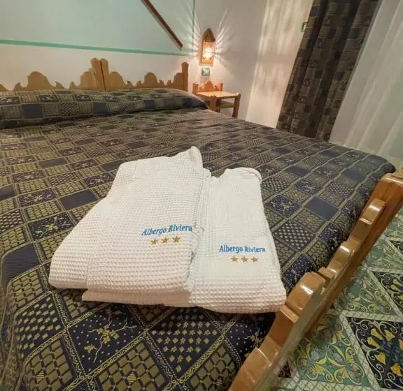 اتاق لوکس با بالکن و چشم‌انداز دریا, Riviera B&b Rooms