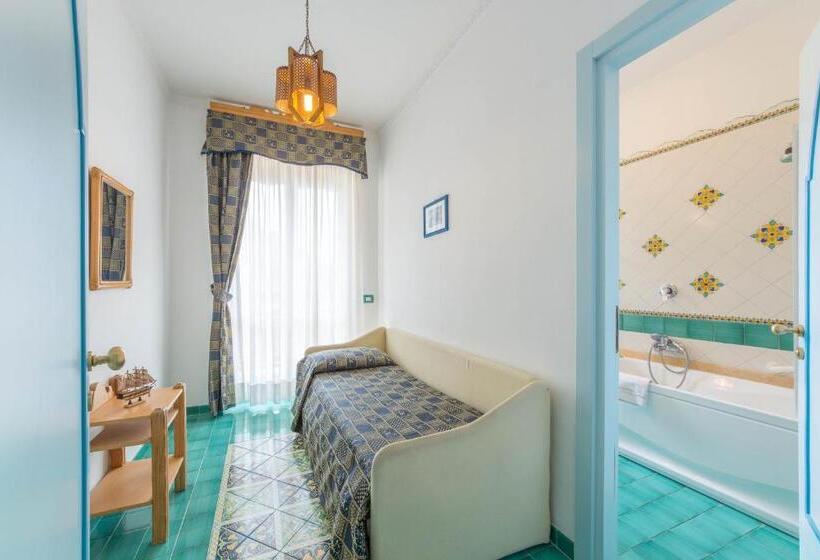 Номер Deluxe Вид на Море с Балконом, Riviera B&b Rooms