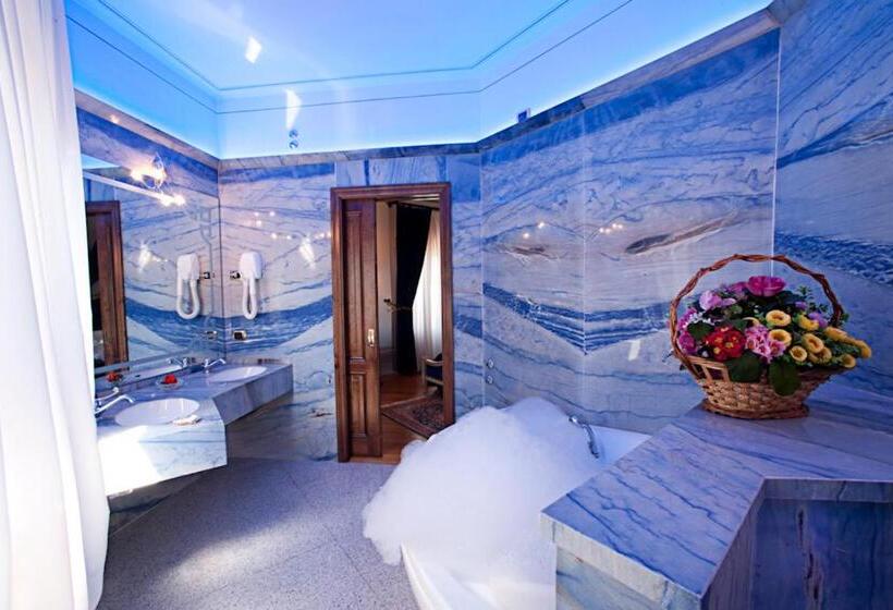 סוויטה, Albergo La Lanterna