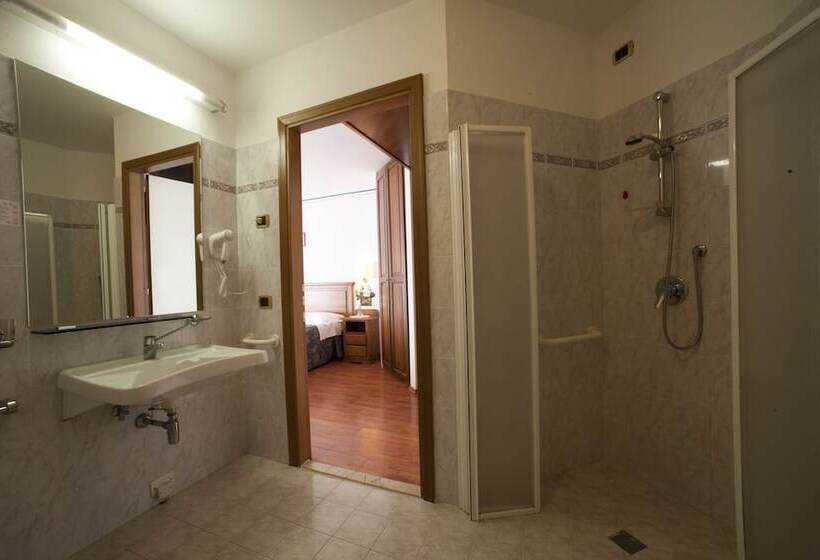 غرفة قياسية, Albergo La Lanterna