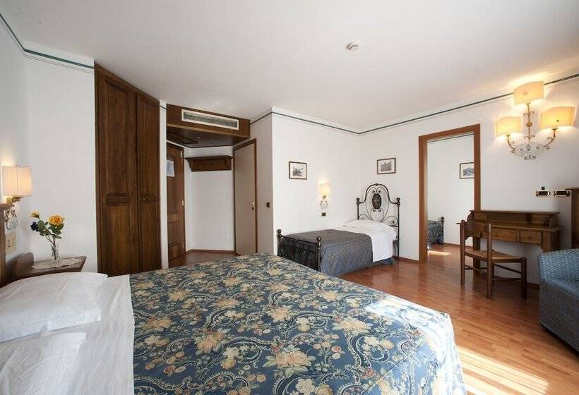 غرفة قياسية ثلاثية, Albergo La Lanterna