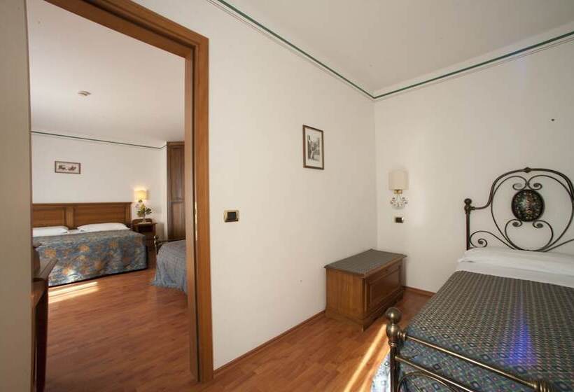 חדר סטנדרט לשלושה, Albergo La Lanterna