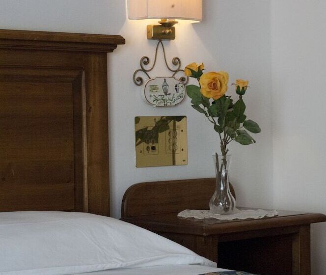 חדר סטנדרט יחיד, Albergo La Lanterna