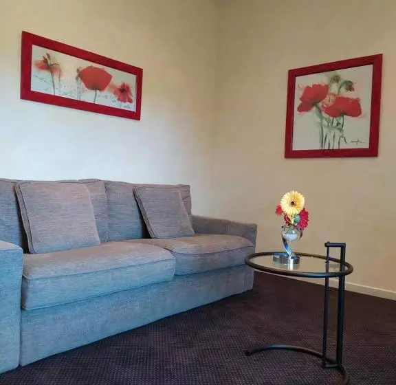 سوییت جونیور, Auberge Du Roua