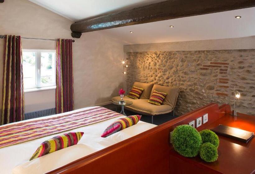 Номер Комфорт Вид на Бассейн, Auberge Du Roua