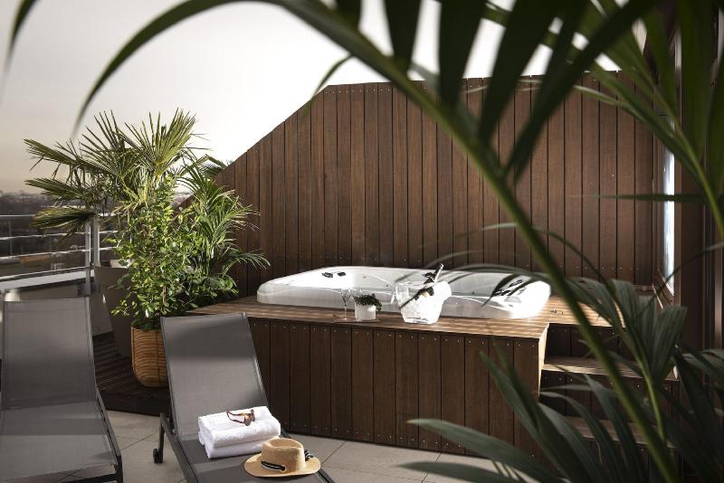 اتاق استاندارد سه نفره, Borgo Antico