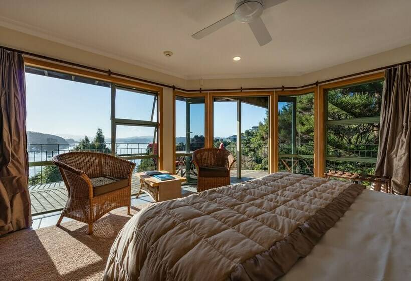 اتاق استاندارد با تخت دوبل و چشم‌انداز دریا, Cliff Edge By The Sea