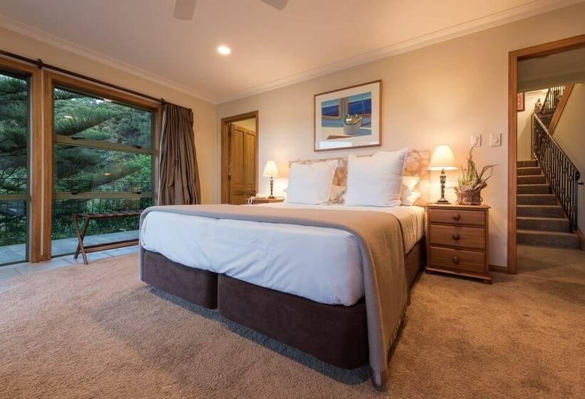 اتاق استاندارد با تخت دوبل و چشم‌انداز دریا, Cliff Edge By The Sea