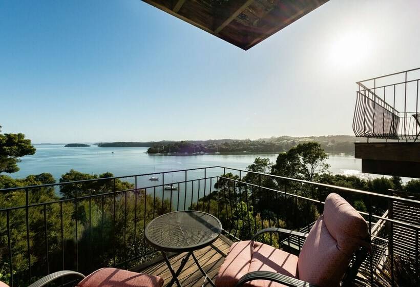 اتاق استاندارد با تخت دوبل و چشم‌انداز دریا, Cliff Edge By The Sea