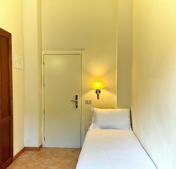 اتاق استاندارد یک نفره, Duca D Aosta