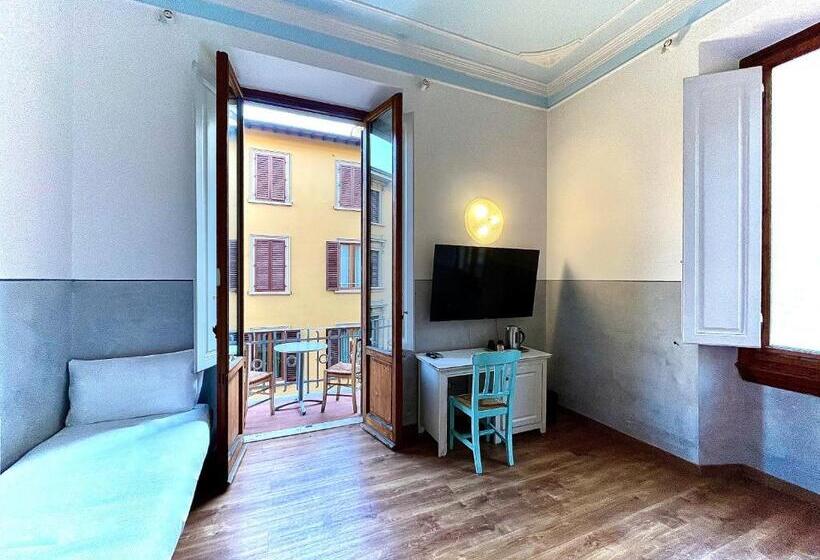 اتاق استاندارد سه نفره, Duca D Aosta