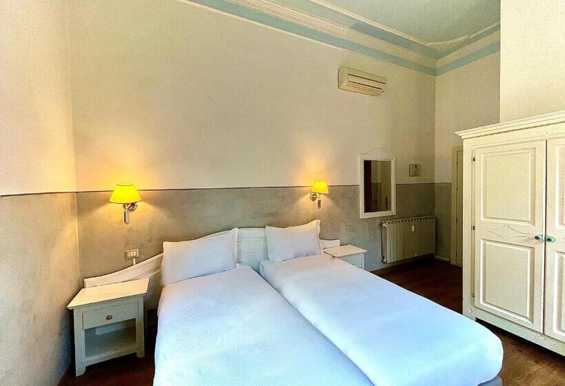 اتاق استاندارد سه نفره, Duca D Aosta