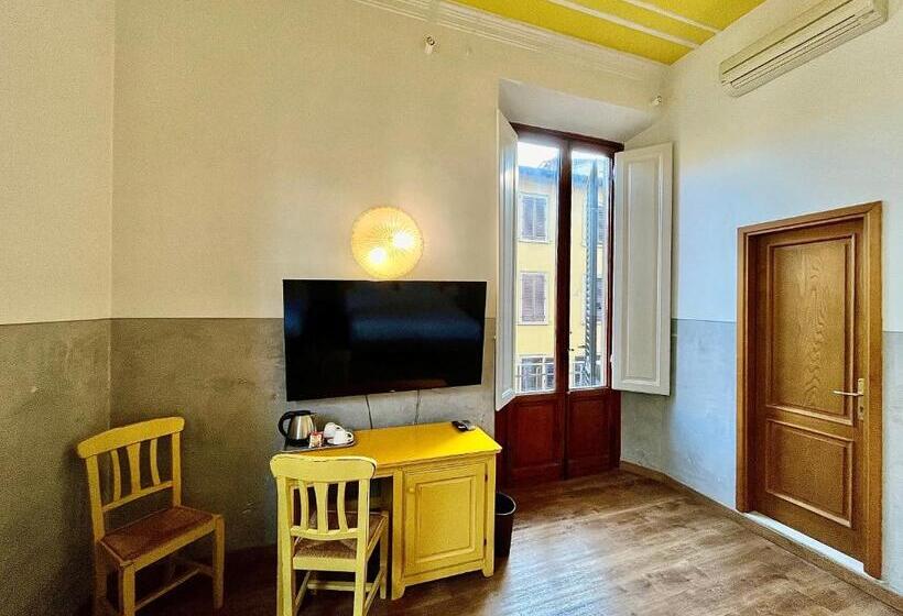 اتاق استاندارد سه نفره, Duca D Aosta