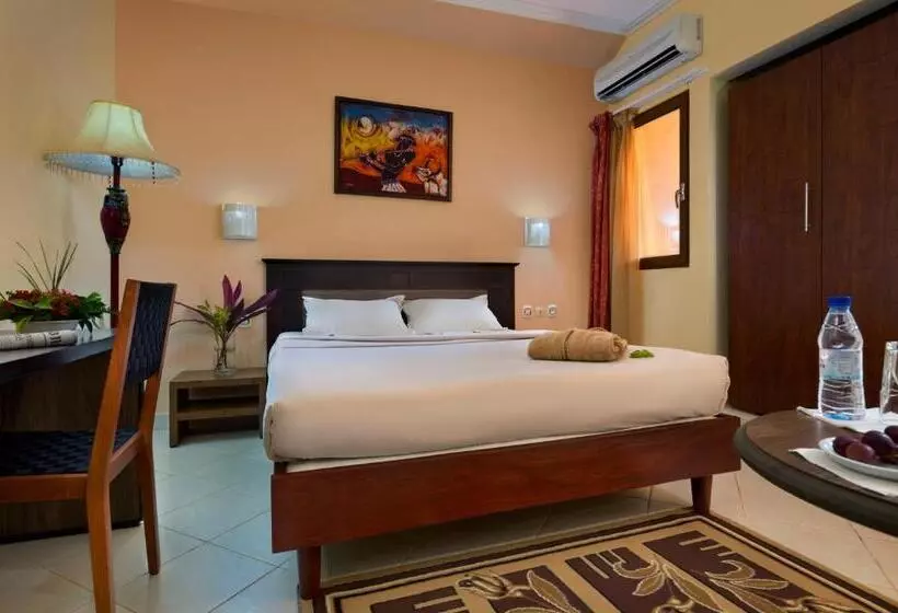 اتاق استاندارد یک نفره, Dunia Hôtel Bissau
