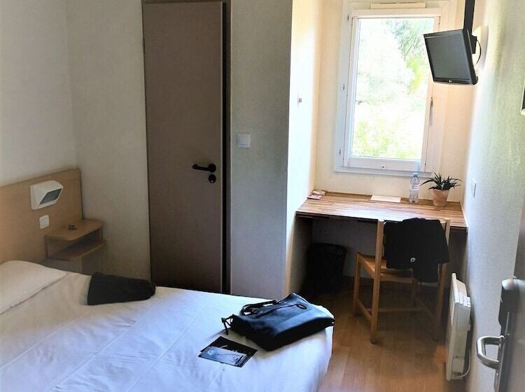 חדר סטנדרט חדר אמבטיה משותף, Fasthotel Montpellier Ouest   Un Hôtel Fh Classic