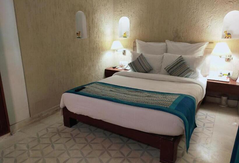 اتاق استاندارد, Guleria Kothi At Ganges