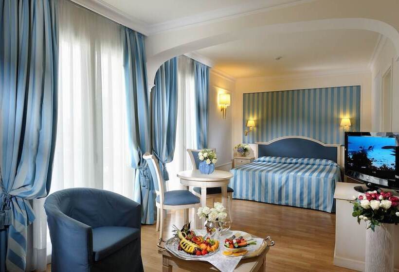 小型套房, Italia Palace