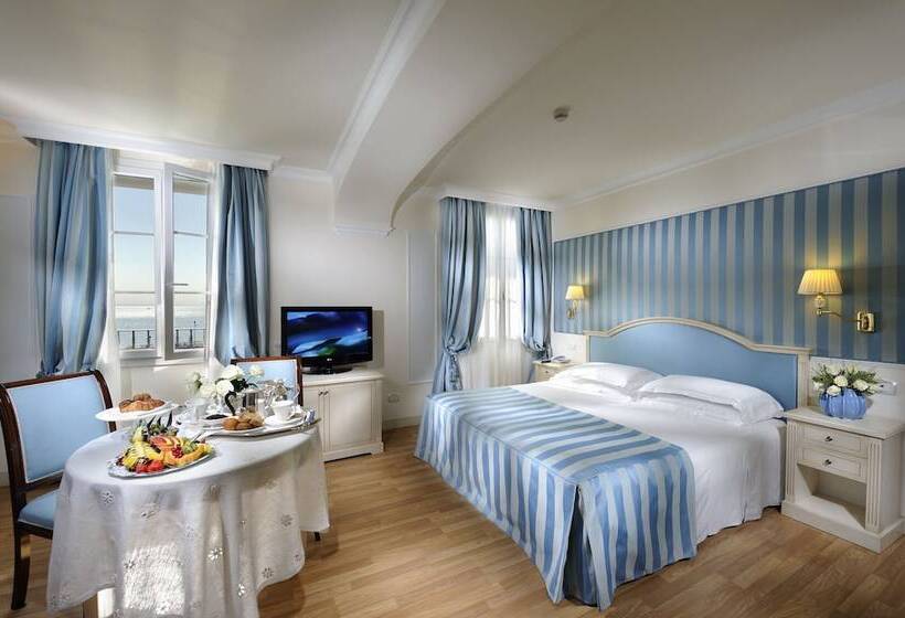 家庭套房, Italia Palace