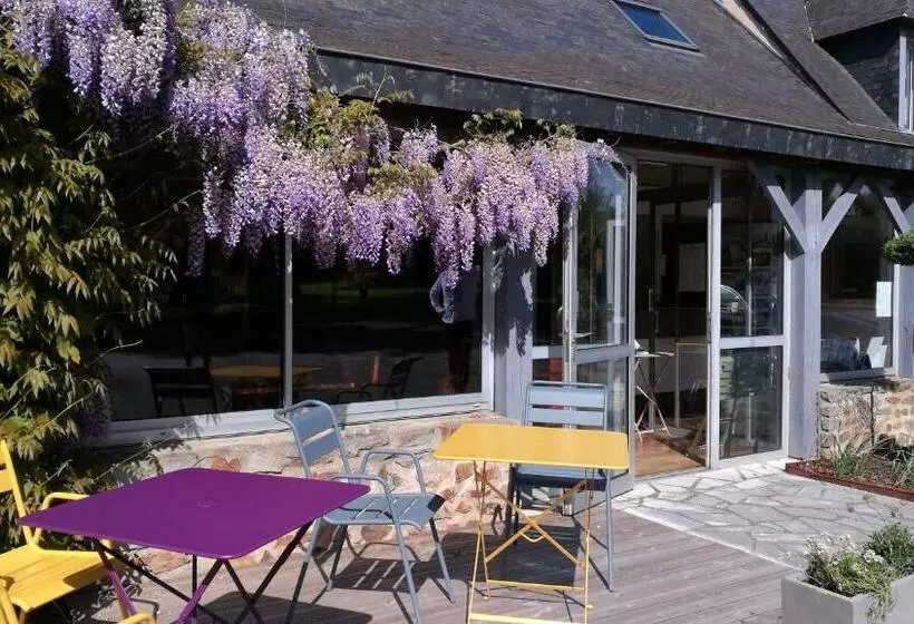 スタンダードルーム, Logis Hôtel Lodge La Valette
