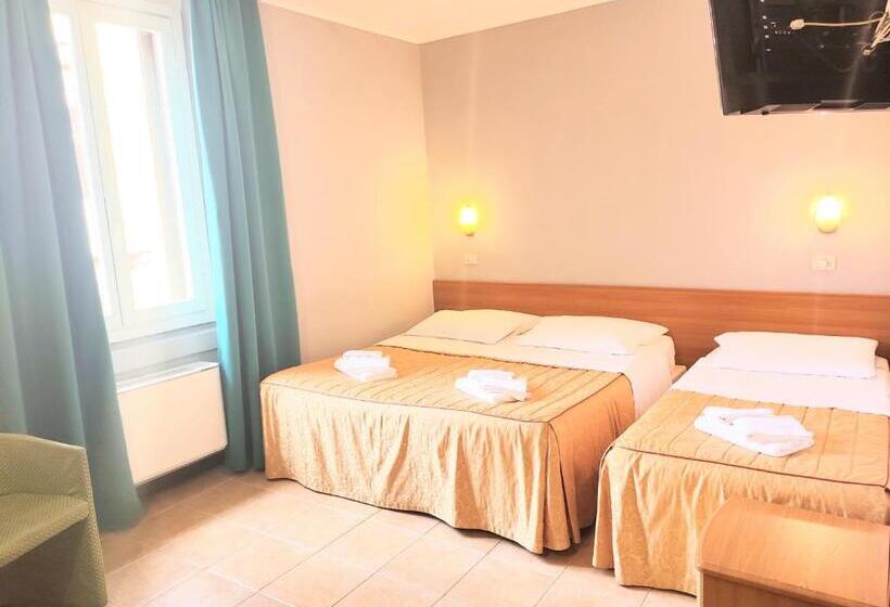 Номер Стандарт Трехместный, Nuovo Rondo