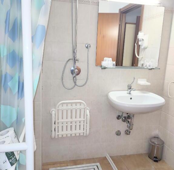 Номер Стандарт Адаптированный для Инвалидов, Nuovo Rondo