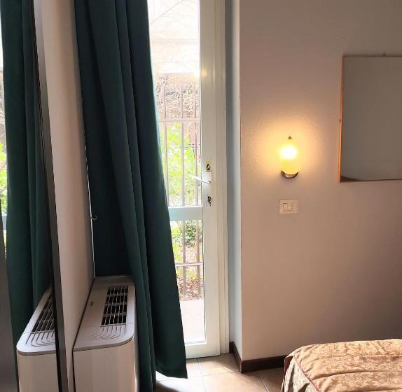 Номер Стандарт Адаптированный для Инвалидов, Nuovo Rondo