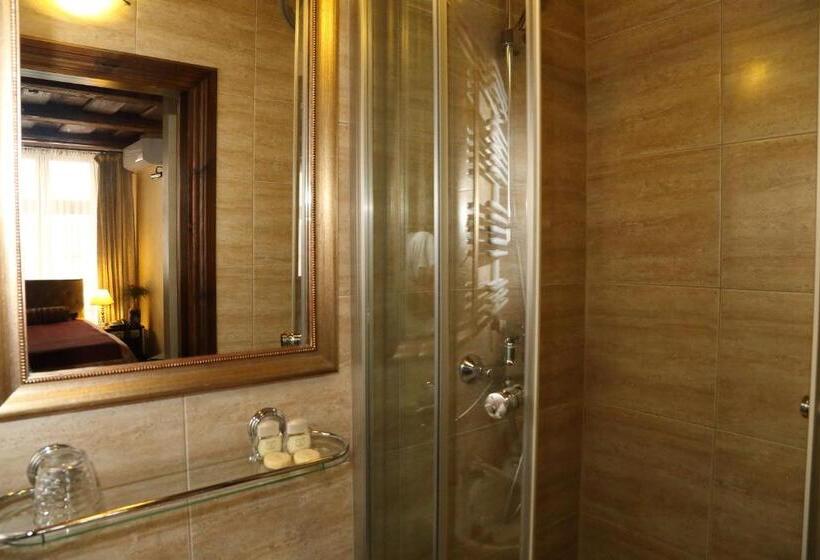 اتاق راحتی, Petite Fleur   Adults Only ! Air Conditioning !