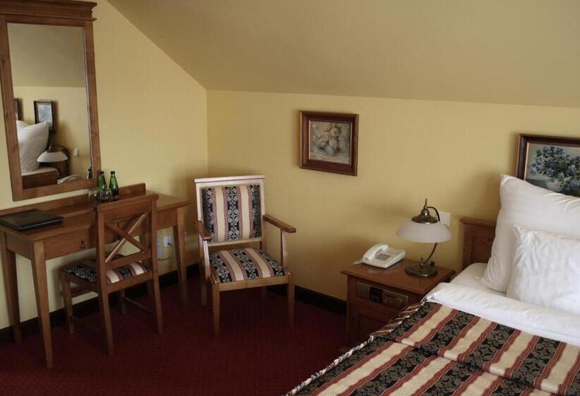 اتاق لوکس, Petite Fleur   Adults Only ! Air Conditioning !