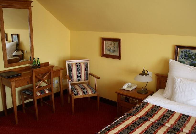 اتاق لوکس, Petite Fleur   Adults Only ! Air Conditioning !