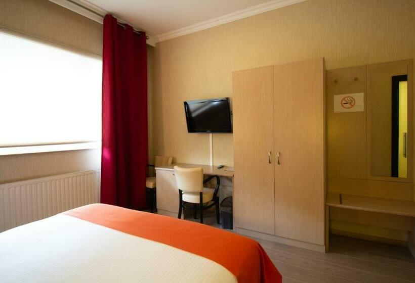 Номер Стандарт, Taormina Brussels Airport