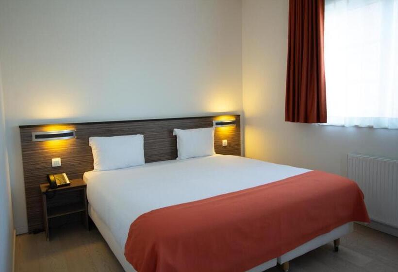 Номер Superior, Taormina Brussels Airport