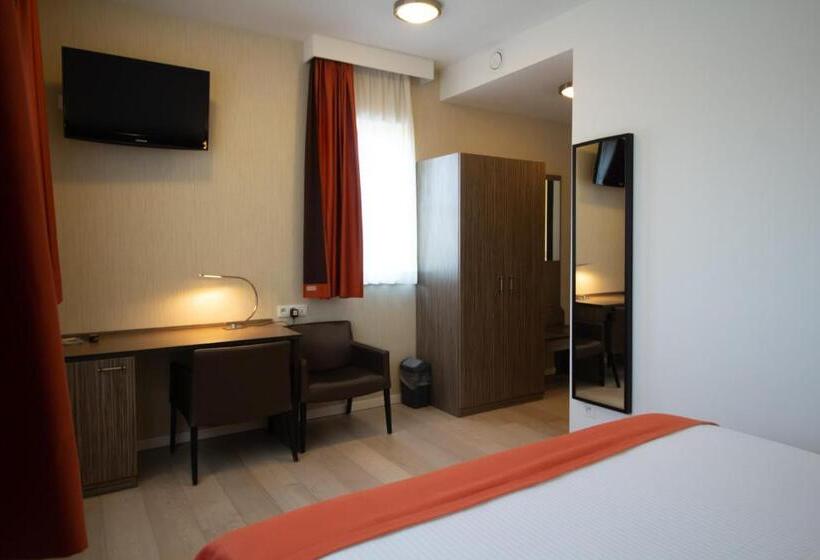 Номер Superior, Taormina Brussels Airport