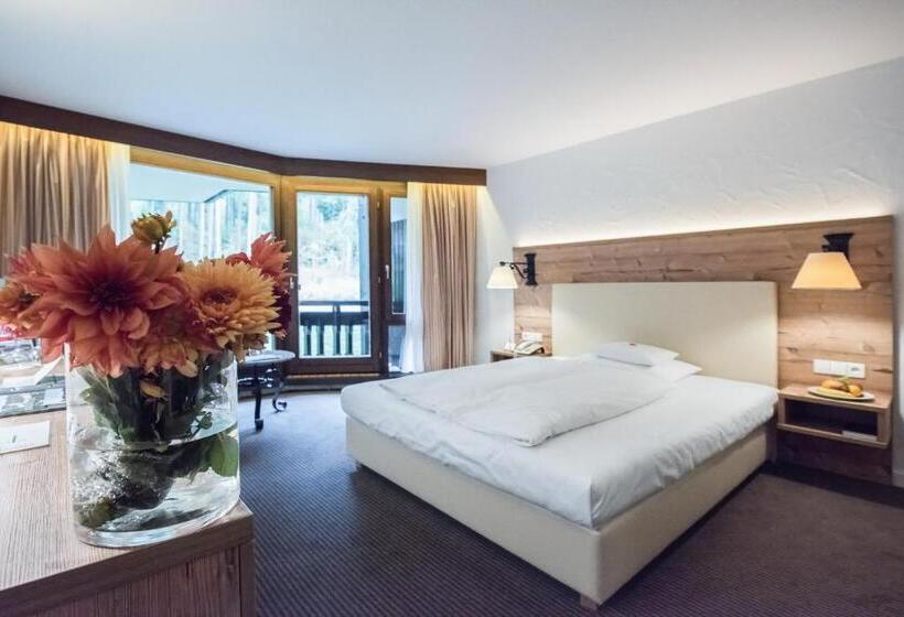 舒适型单人间, Vier Jahreszeiten Am Schluchsee