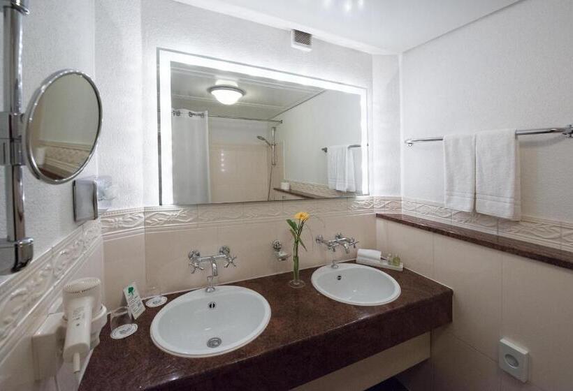 舒适型房间, Vier Jahreszeiten Am Schluchsee