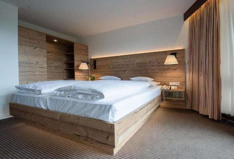 舒适型房间, Vier Jahreszeiten Am Schluchsee