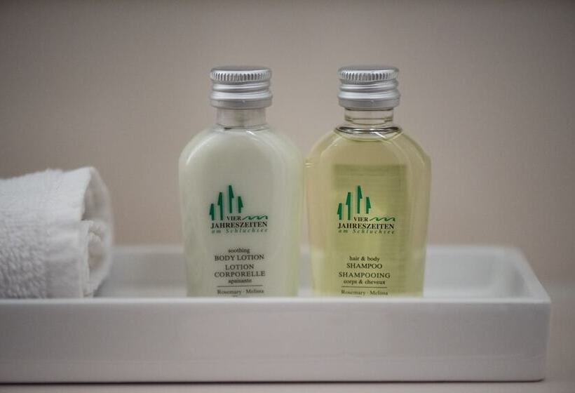 家庭公寓, Vier Jahreszeiten Am Schluchsee