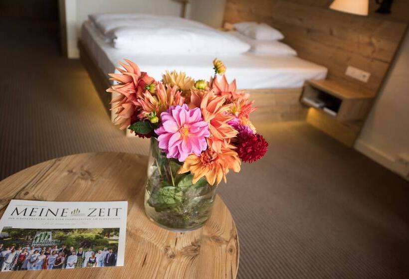 舒适型单人间, Vier Jahreszeiten Am Schluchsee