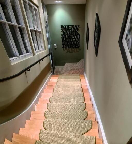 标准间, Zur Alten Brucke